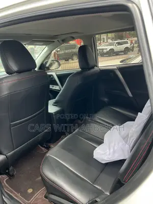 Toyota RAV4 2019 White