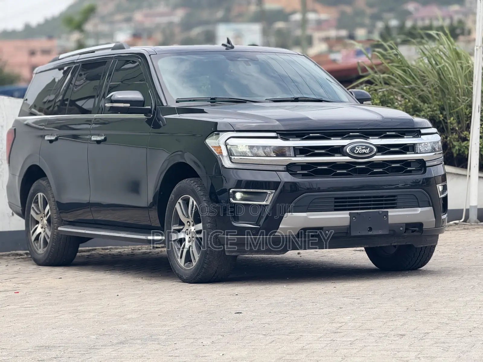 Ford Expedition 2022 Black