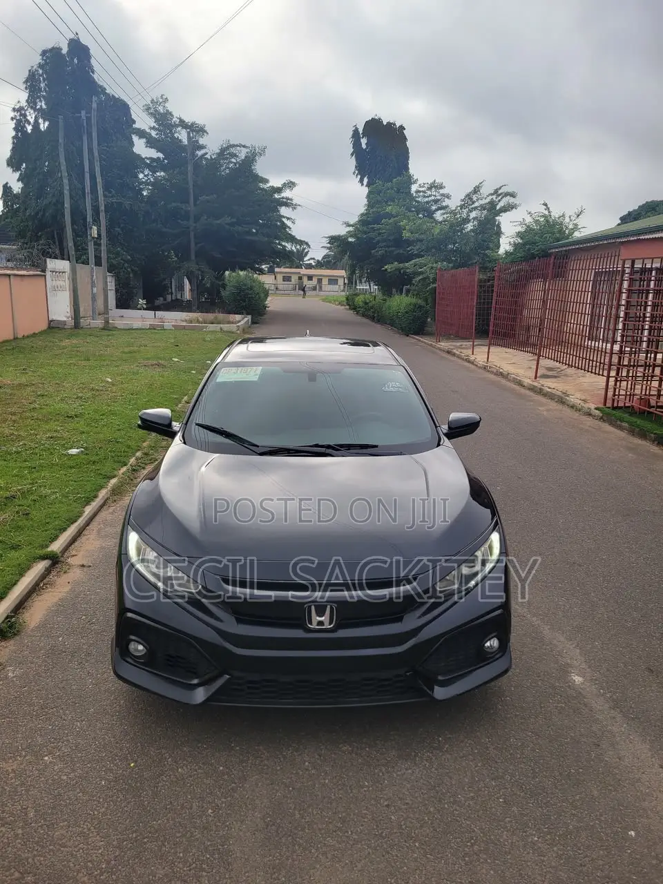 Honda Civic EX Hatchback 2018 Black