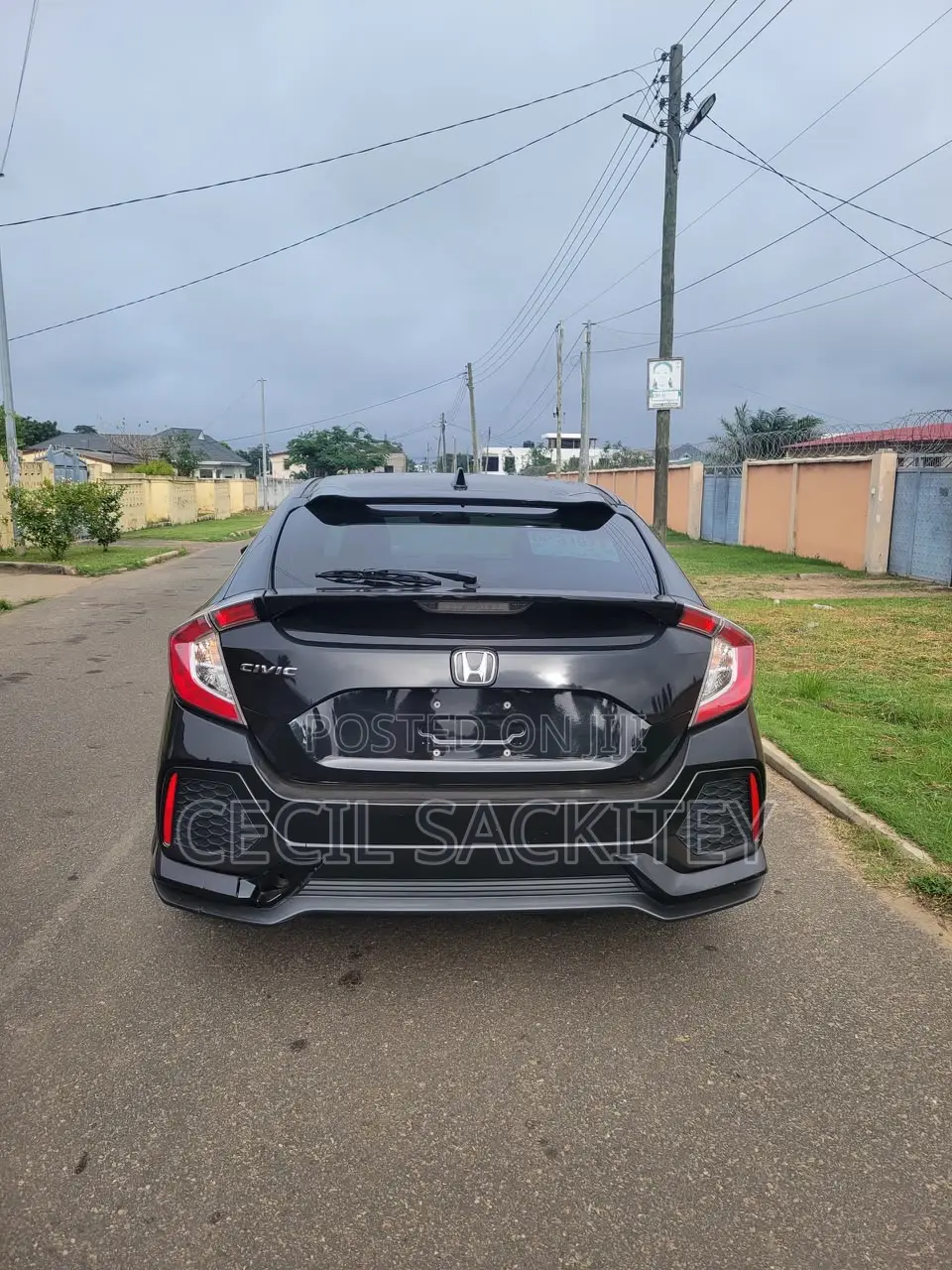 Honda Civic EX Hatchback 2018 Black