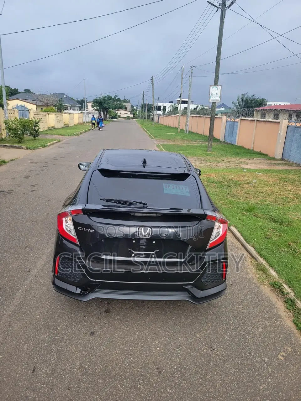Honda Civic EX Hatchback 2018 Black