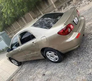 Toyota Corolla 1.4 VVT-i Limousine 2007 Gold