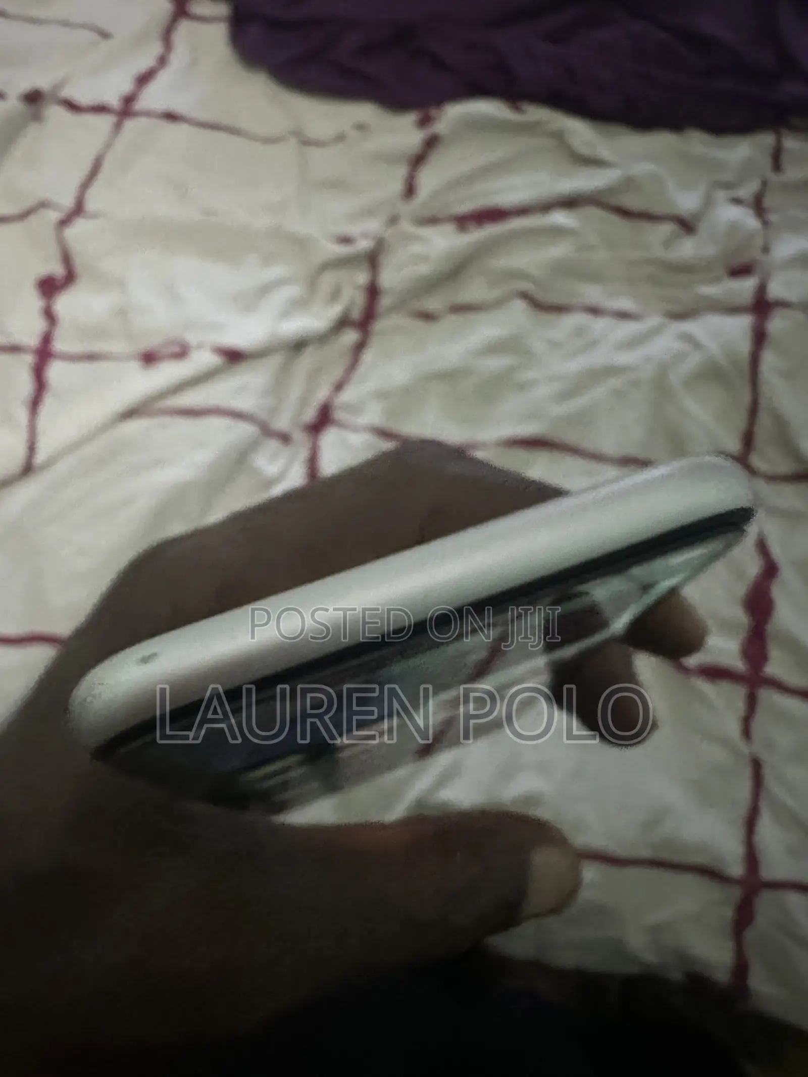 Apple iPhone XR 64 GB White