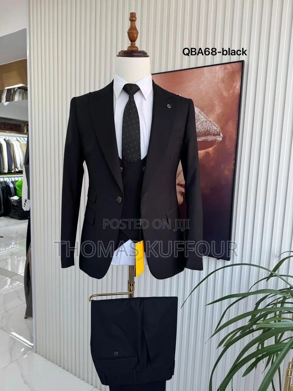 Affordable Suits Available in Different Colors and Sizes
