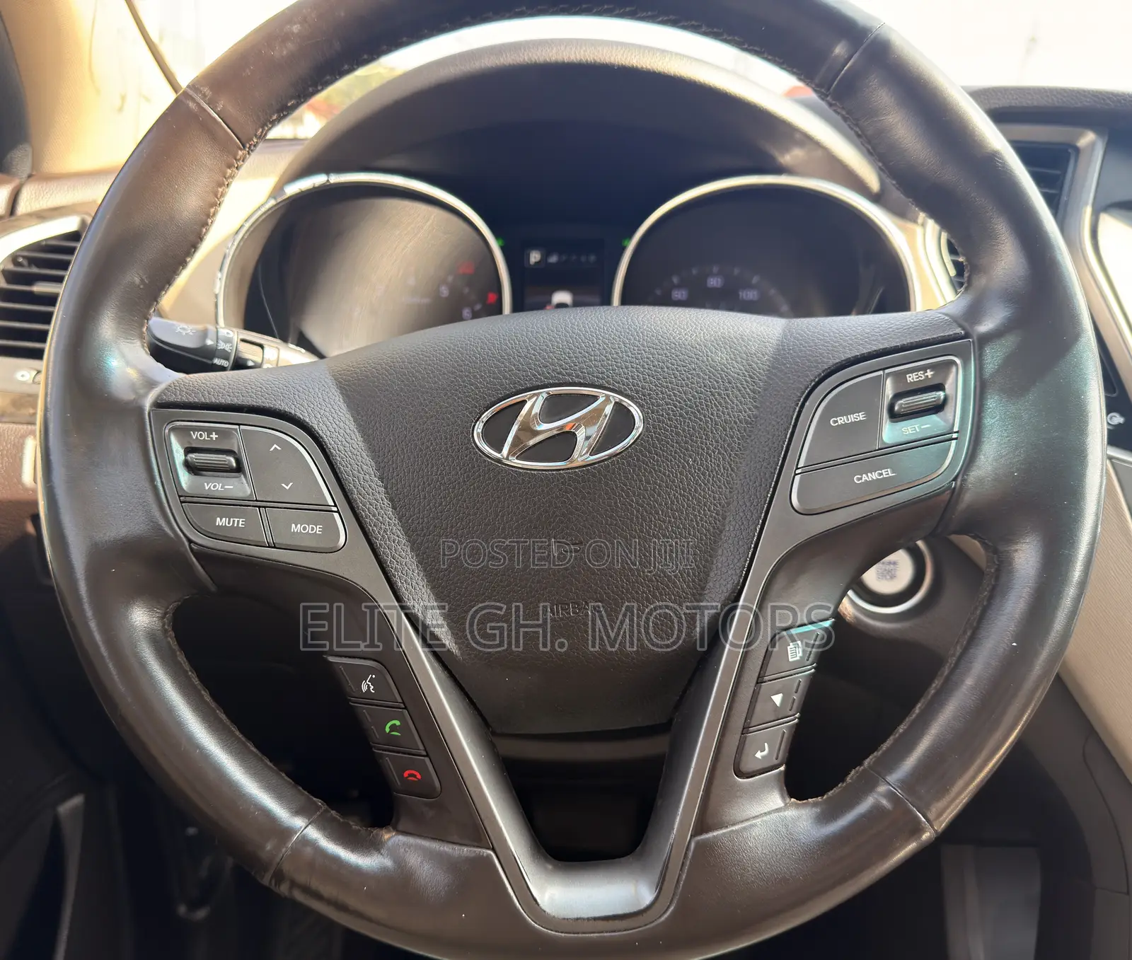 Hyundai Santa Fe SE Ultimate AWD 2017 Red