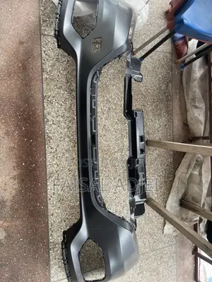Honda HR-v 20 21 22 Front Bumper Up