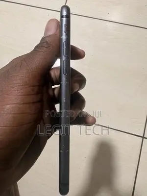 Apple iPhone 8 64 GB Black