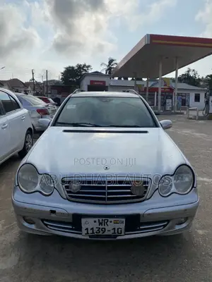 Mercedes-Benz C200 2006 Silver