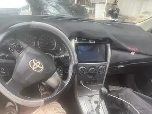 Toyota Corolla LE 4dr Sedan (1.8L 4cyl 4A) 2012 Gray