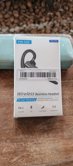 Dual Bluetooth Connection, Support 2 Phones at the Same Time