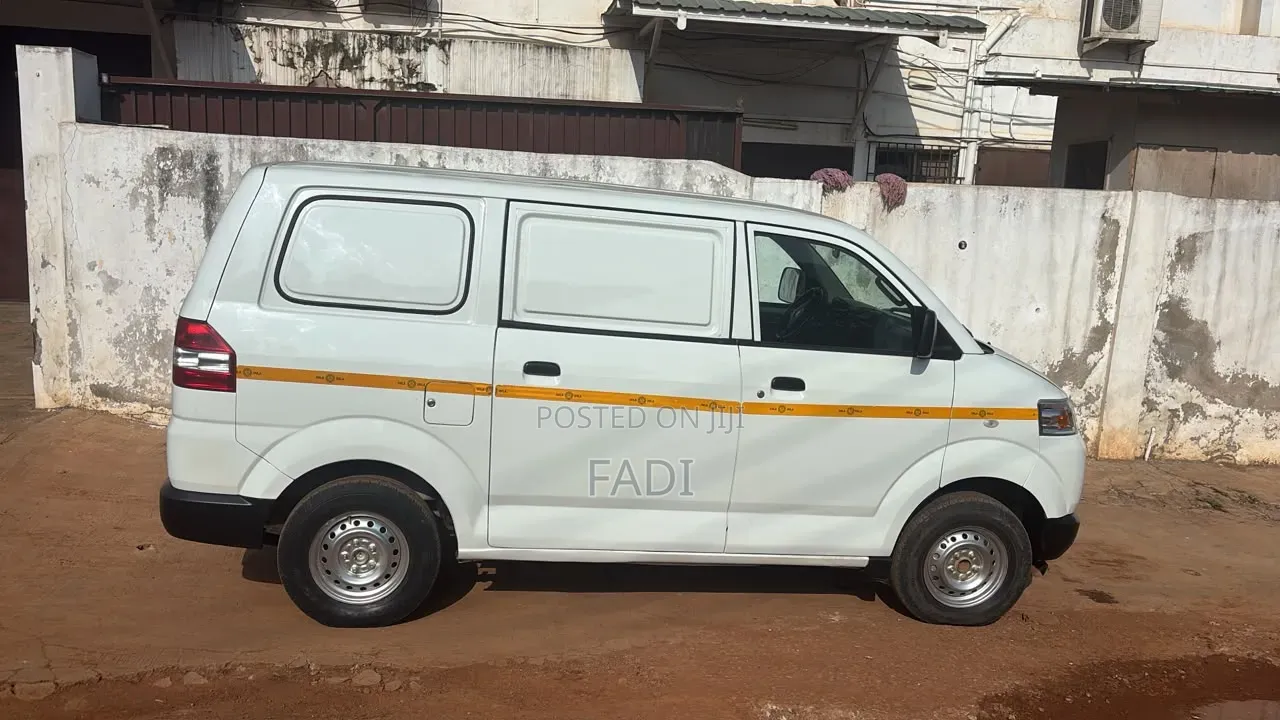 Suzuki APV Pan Vanel 2018 White