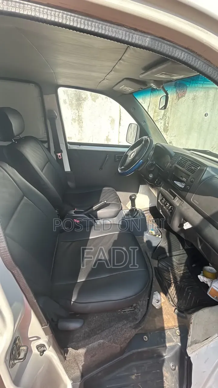 Suzuki APV Pan Vanel 2018 White