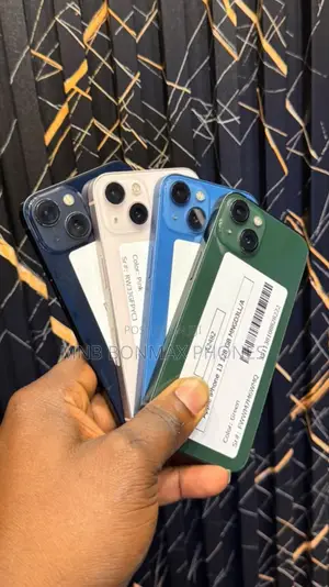Apple iPhone 13 128 GB