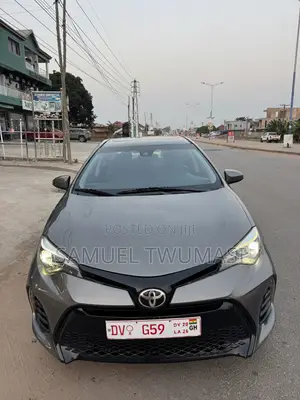 Toyota Corolla XLE 4dr Sedan (1.8L 4cyl CVT) 2017 Gray