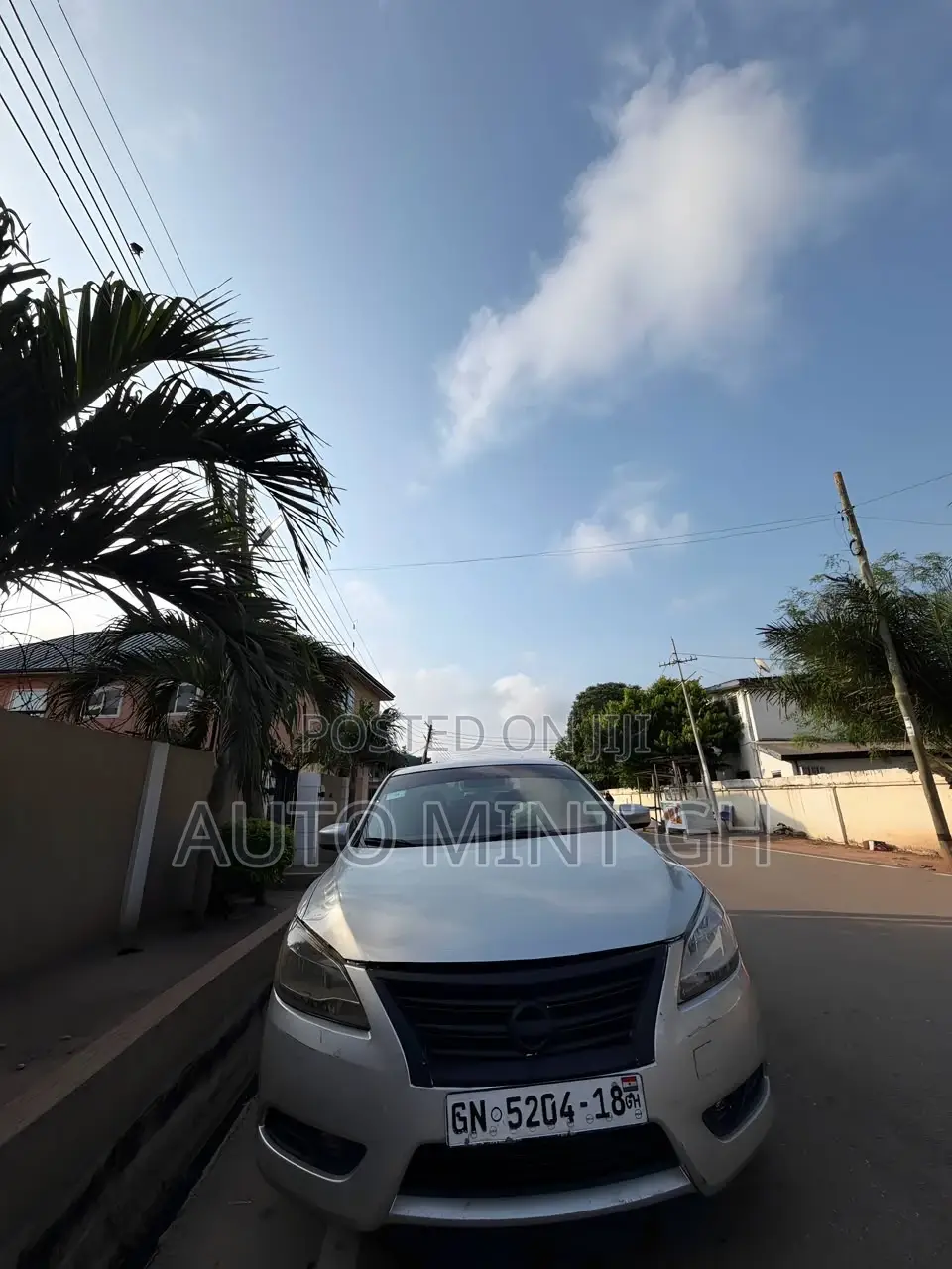 Nissan Sentra SR 4dr Sedan (1.8L 4cyl CVT) 2014 Silver