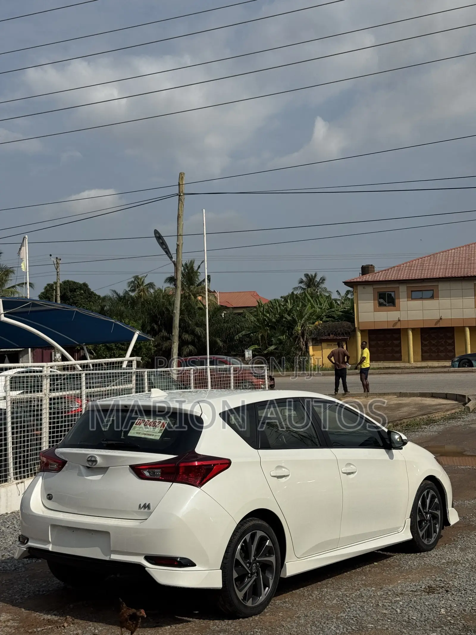 Toyota Corolla S 4dr Sedan (1.8L 4cyl CVT) 2016 White