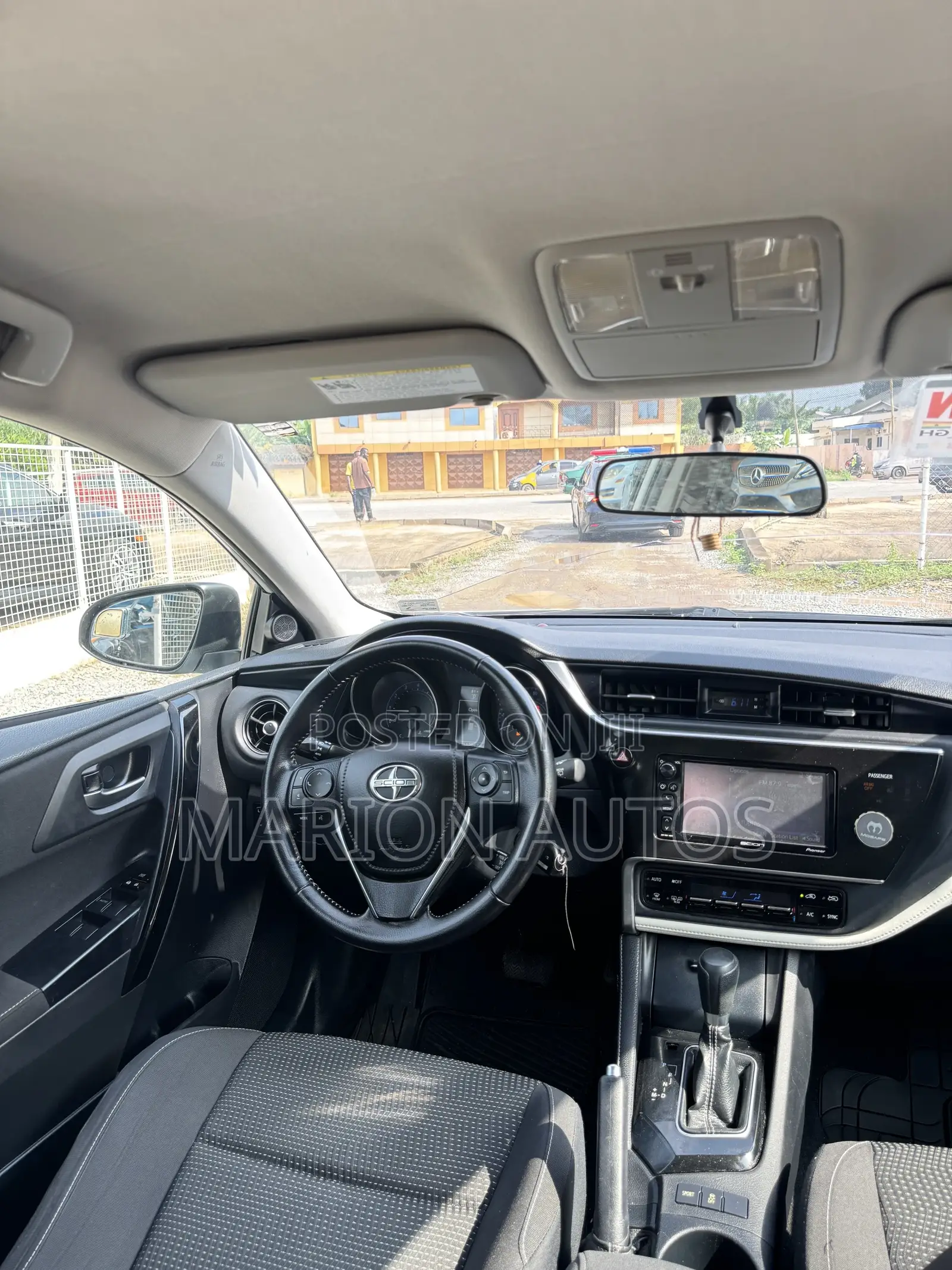 Toyota Corolla S 4dr Sedan (1.8L 4cyl CVT) 2016 White