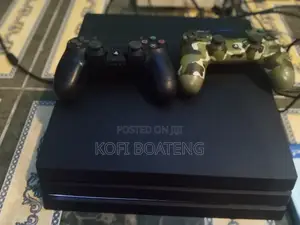 Ps4 Pro Fresh in Box With 2 Pads 1tb
