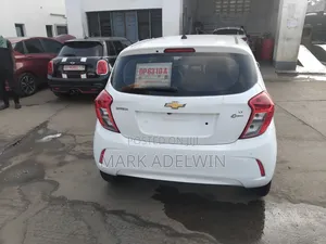 Chevrolet Spark 2016 White