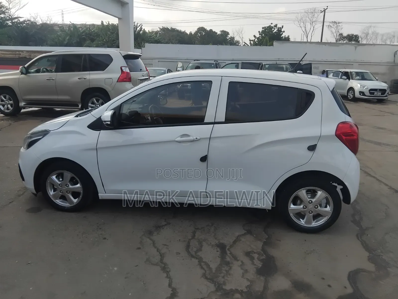 Chevrolet Spark 2016 White
