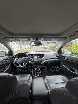 Hyundai Tucson 2017 Silver