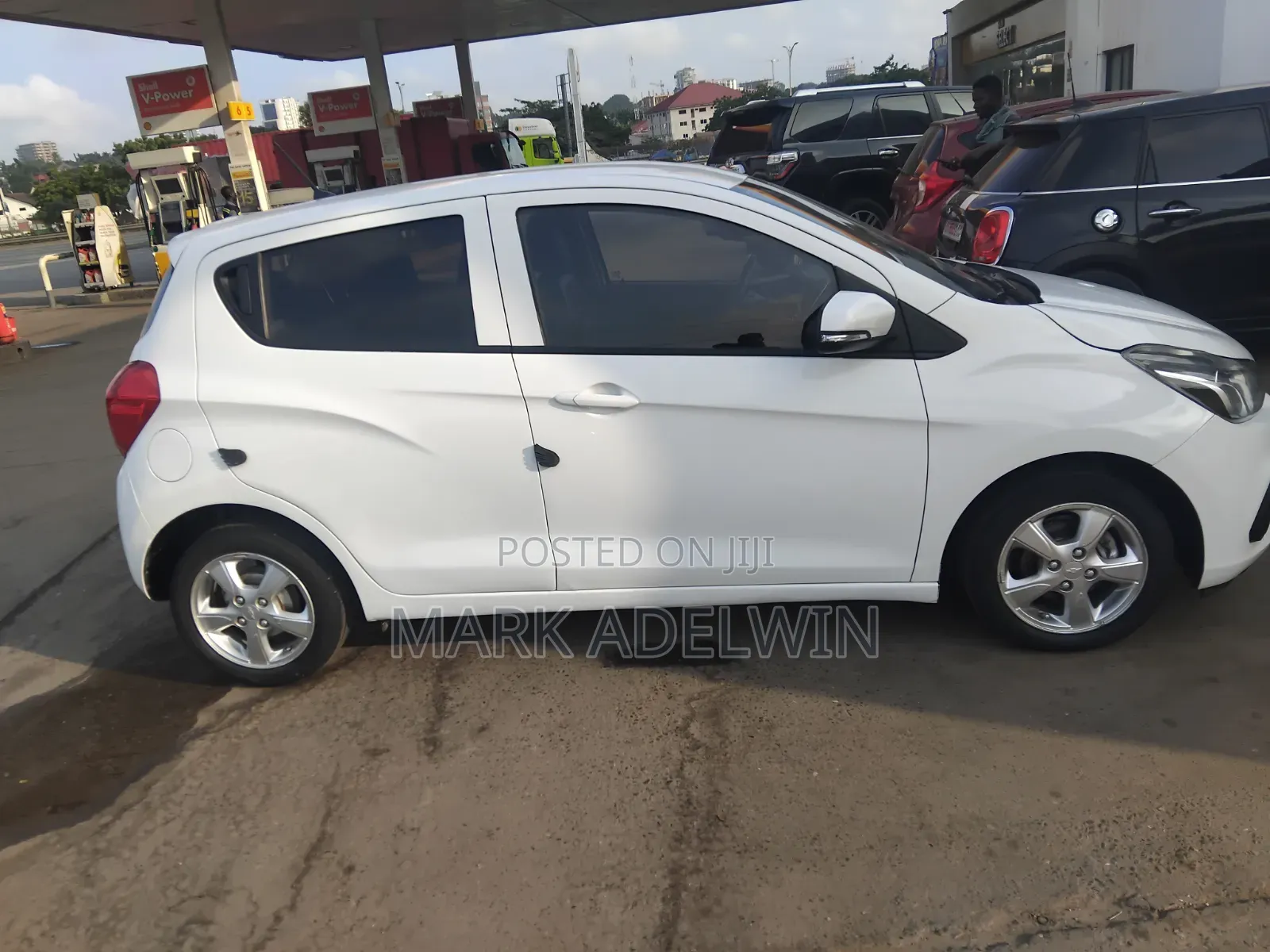 Chevrolet Spark 2016 White