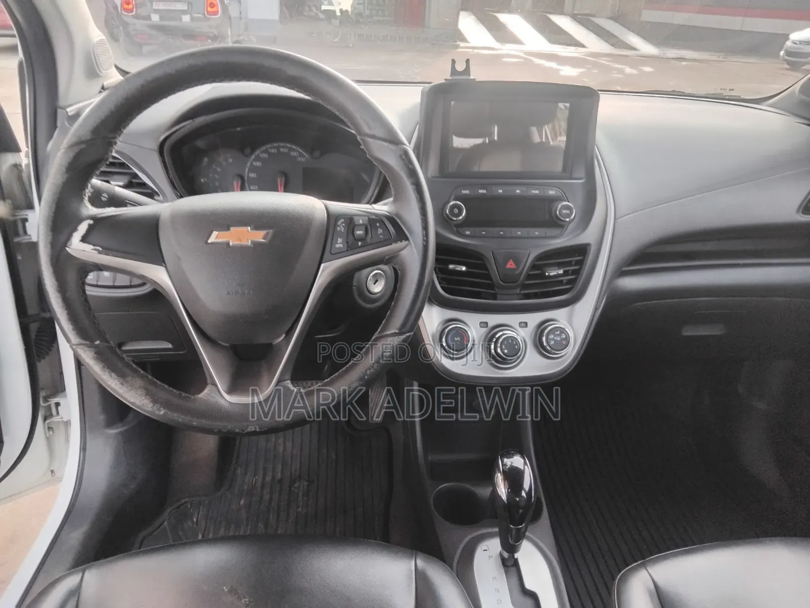 Chevrolet Spark 2016 White