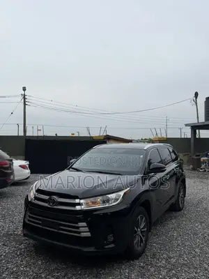 Toyota Highlander XLE 2019 Black