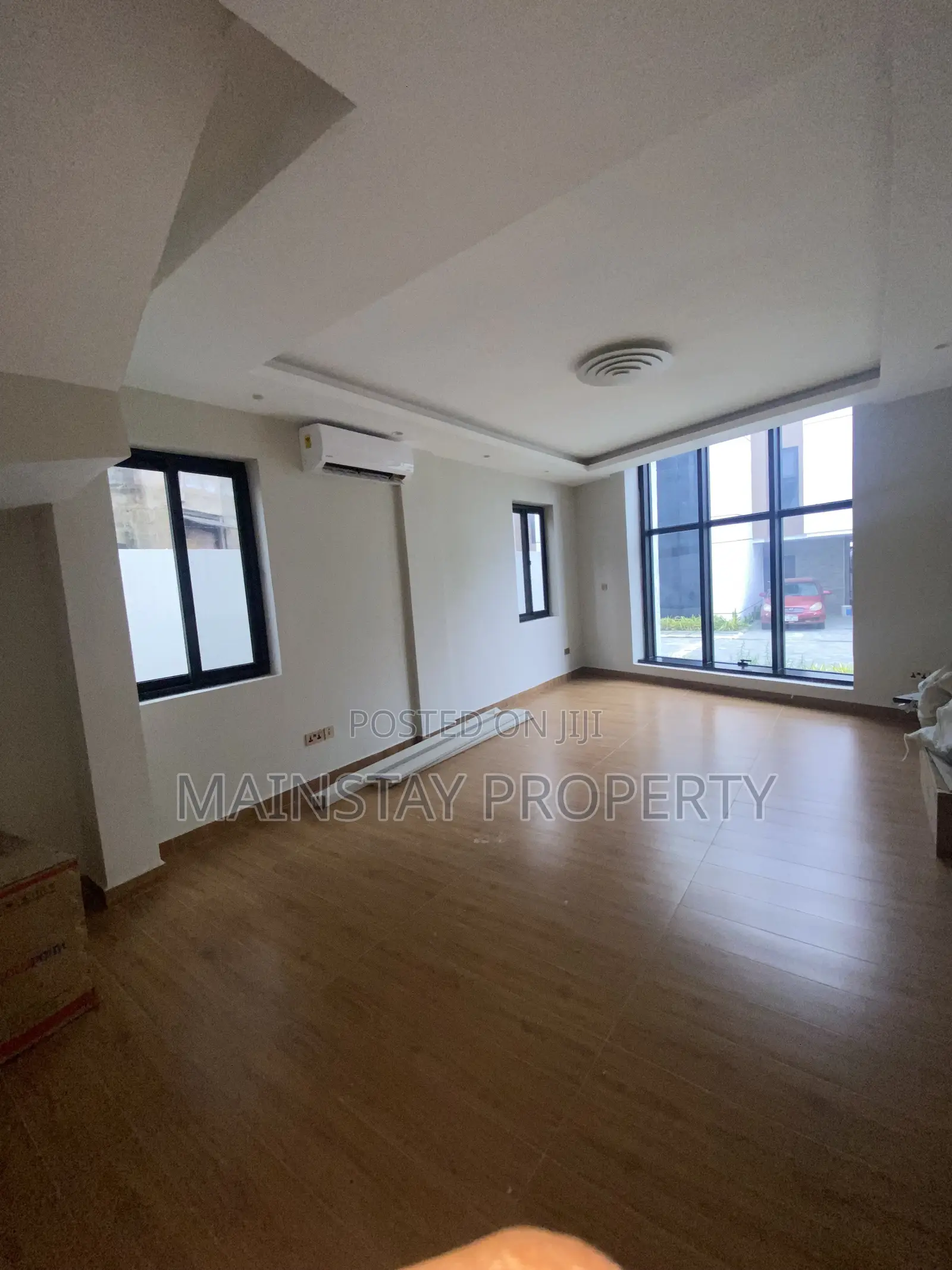4bdrm Townhouse/Terrace in Mainstay Estates, Tseaddo for sale