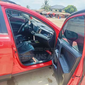 Toyota RAV4 2018 Red