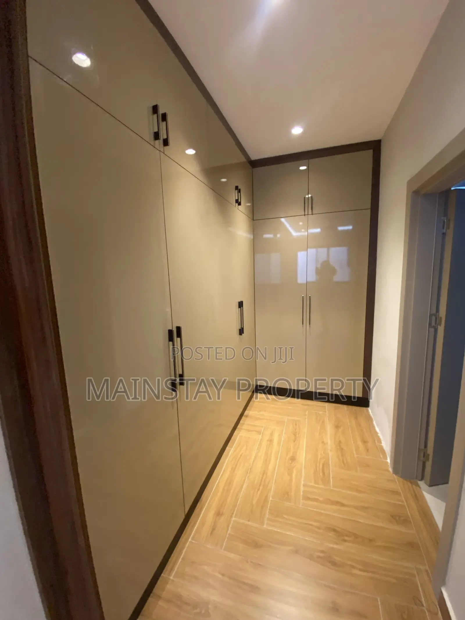 3bdrm Townhouse/Terrace in Mainstay Estates, Tseaddo for sale