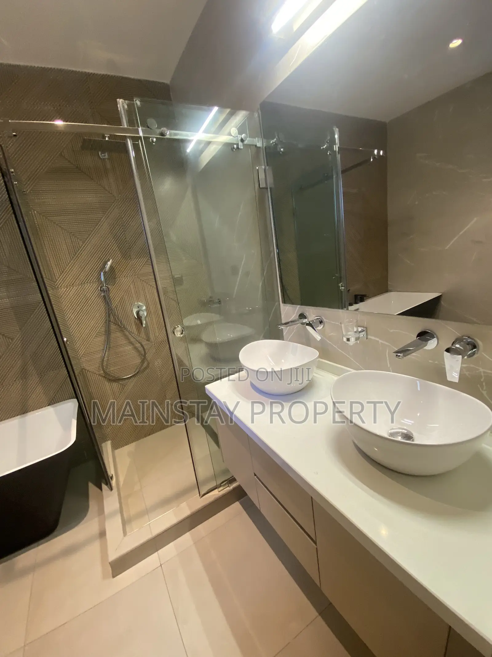 3bdrm Townhouse/Terrace in Mainstay Estates, Tseaddo for sale