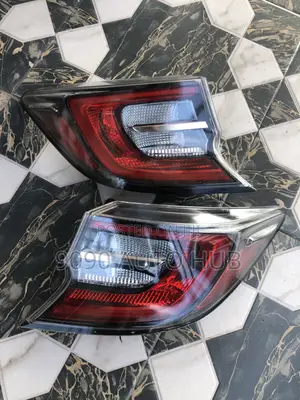 2019–2022 Toyota Corolla Hatchback Taillight (Foreign Used)
