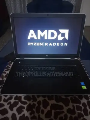 Laptop HP Pavilion 17 16GB Intel Core i7 SSD 256GB