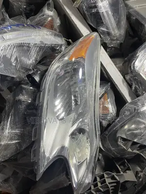 Versa Note 2014-2016 Headlights Original Right