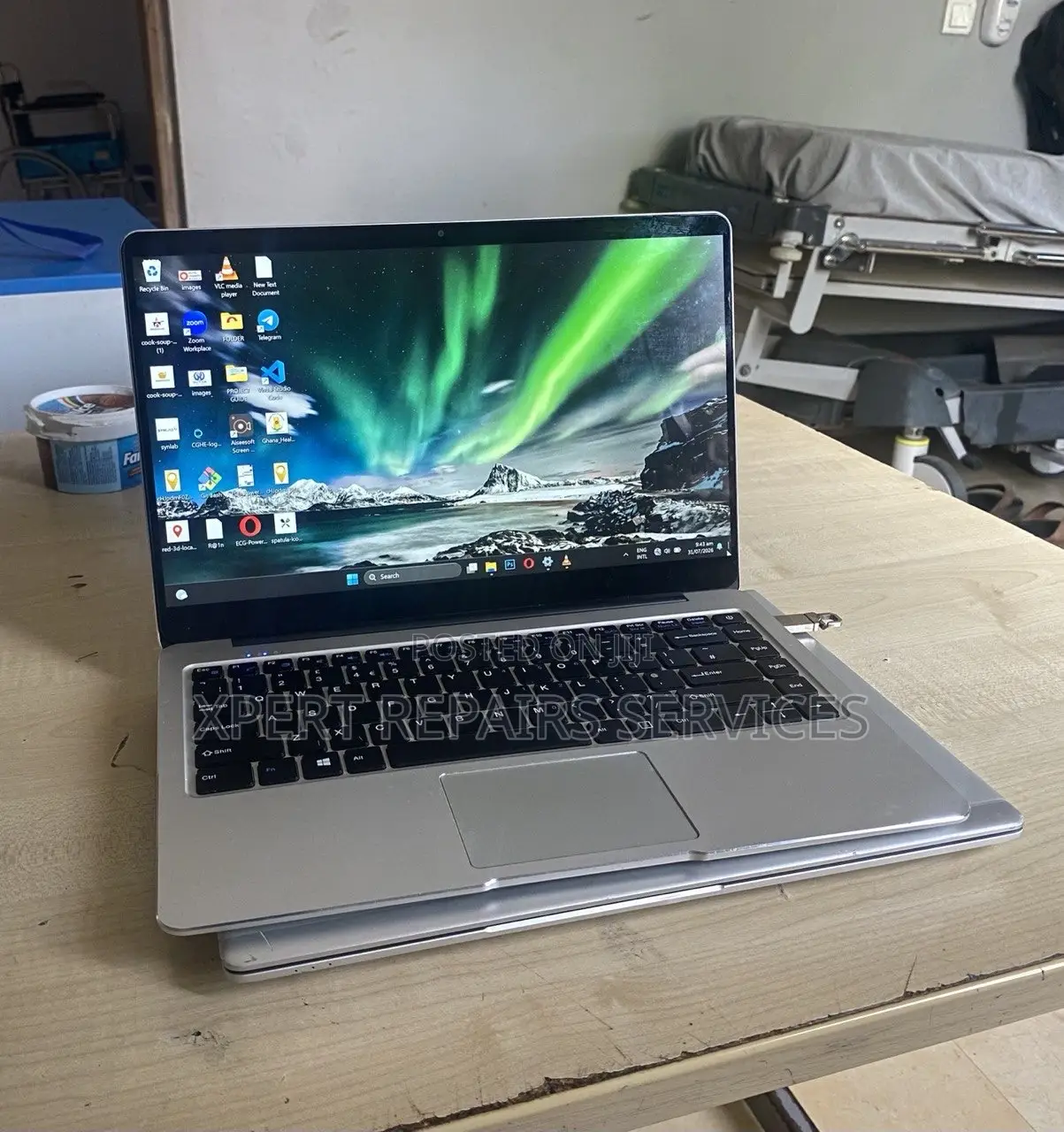 Laptop HP ProBook 440 G8 4GB Intel SSD 72GB