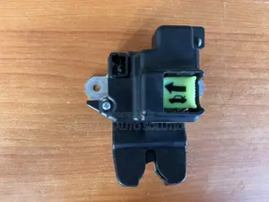 2011 - 2015 Hyundai Elantra OEM Trunk Latch Lid Lock