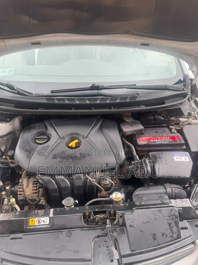 Hyundai Elantra 2014 Silver