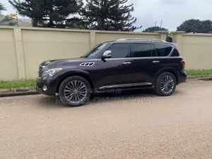 Infiniti QX56 2012 Maroon