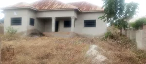 5bdrm House in Atwima Kwanwoma for sale