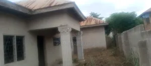 5bdrm House in Atwima Kwanwoma for sale