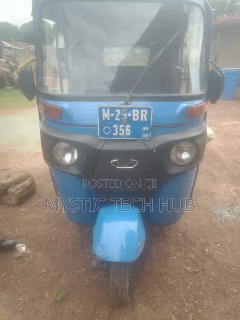 Bajaj RE 2025 Blue