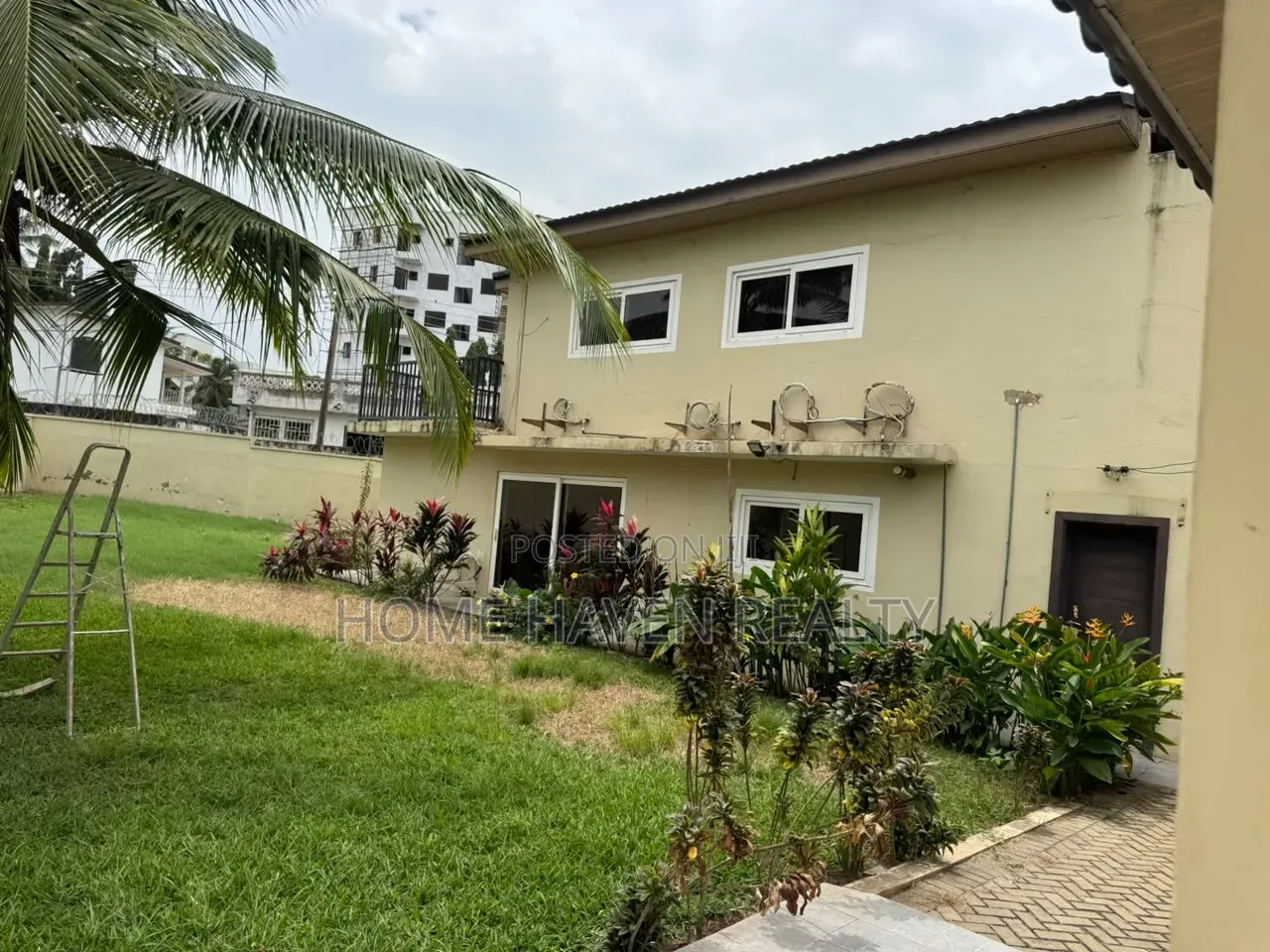 4bdrm House in Cantonment, Prisons for rent