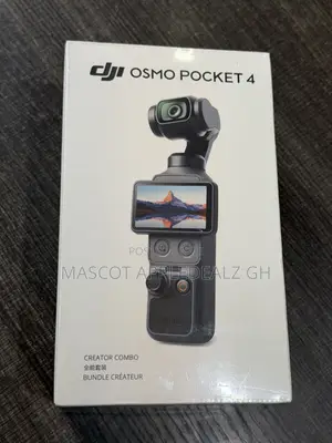 DJI Osmo Pocket 4 Creator Combo