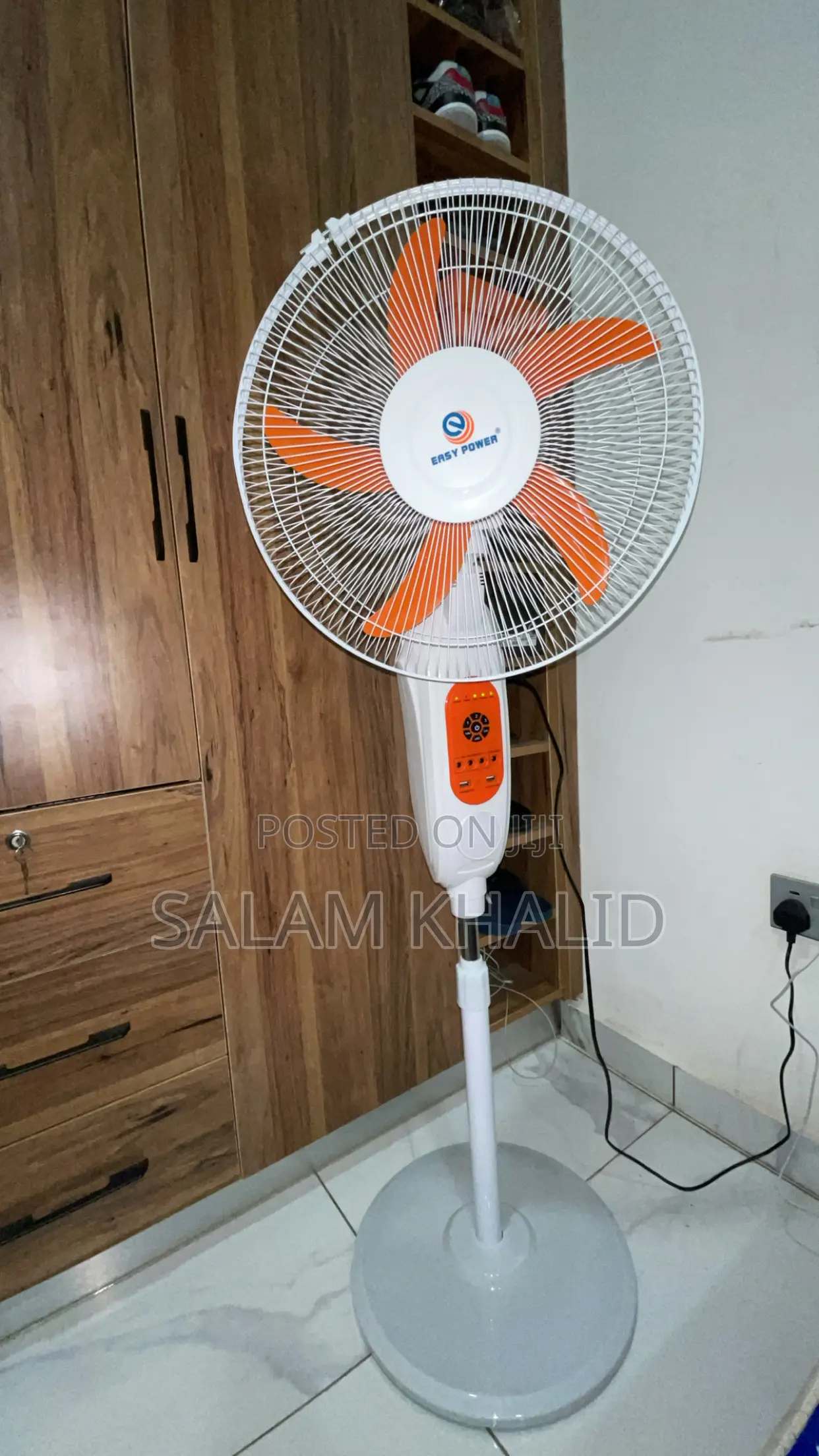 16 Inch Rechargeable Stand Fan