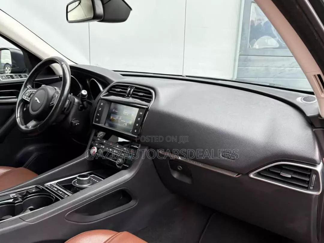 Jaguar F-Pace 20d 2017 Black