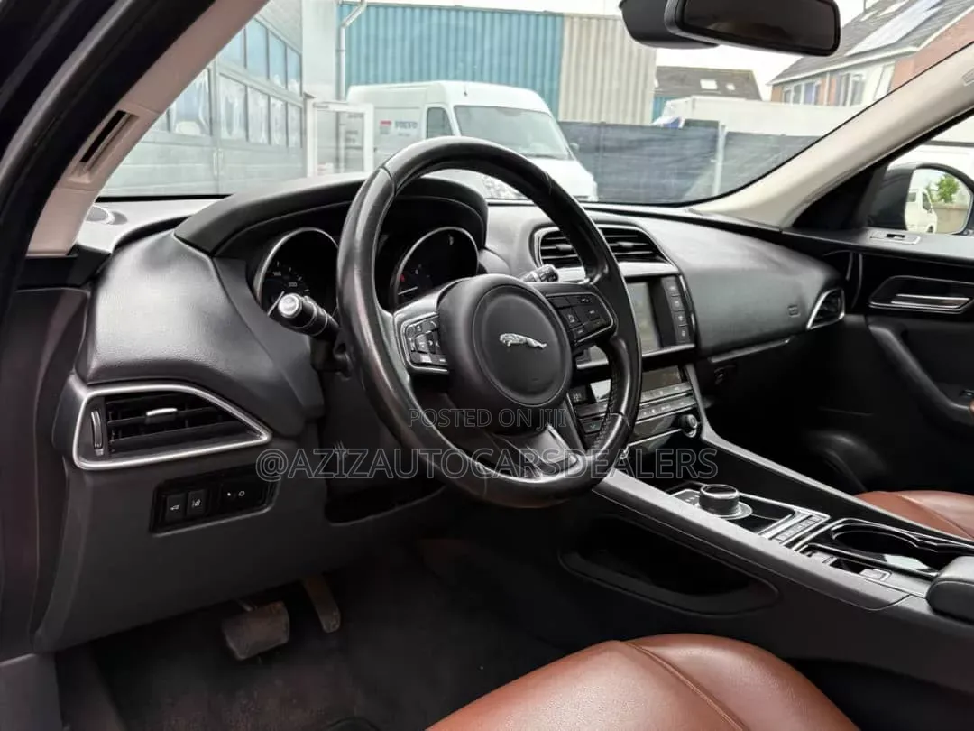 Jaguar F-Pace 20d 2017 Black