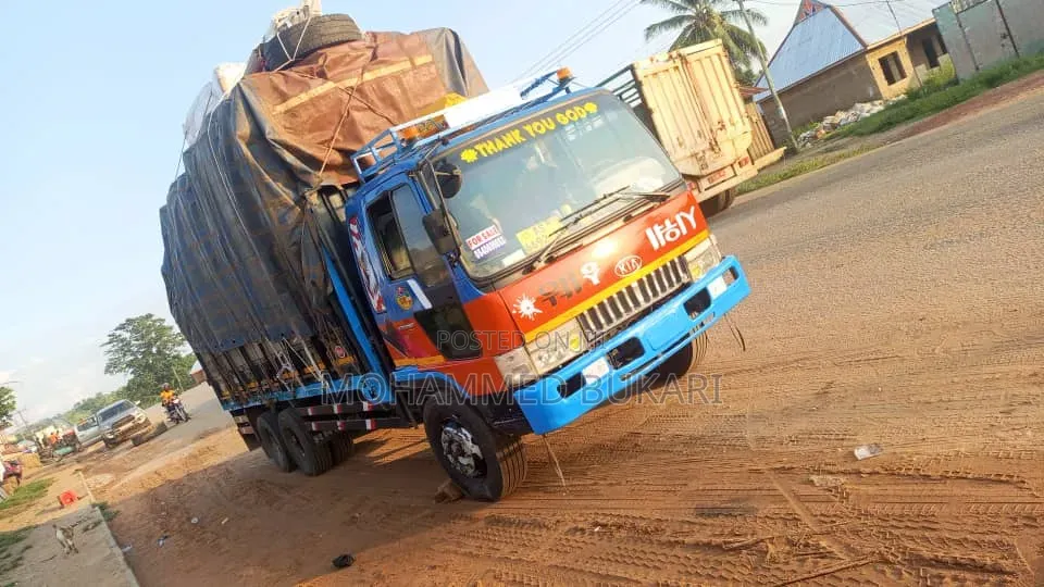 Kia Rhino Body