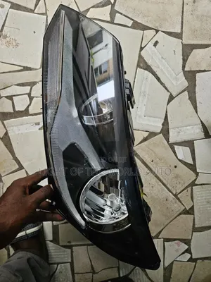 Vw Tiguan Headlight 2014 Driver Side Available