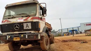 Benz Tipper Single Axle V8 4x4